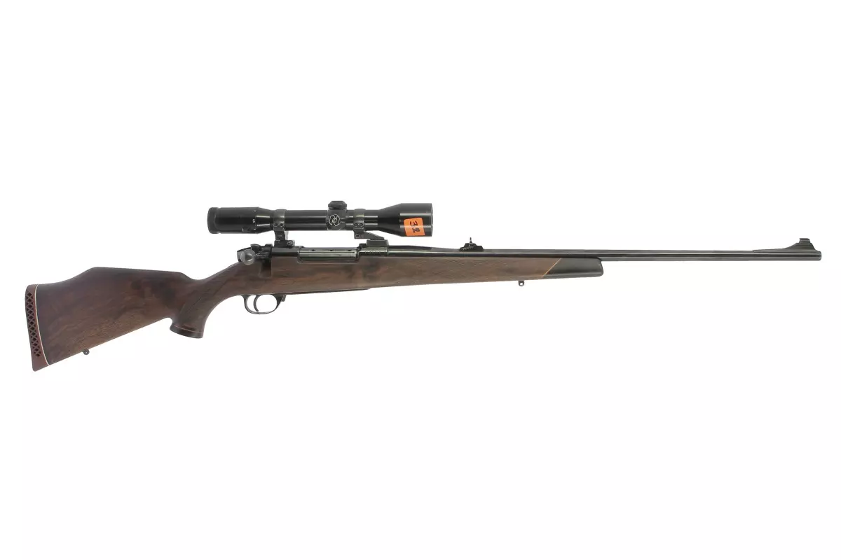 Weatherby Mark V cal 300 Win Mag 61cm + Zeiss Diavari 1.5-6x...