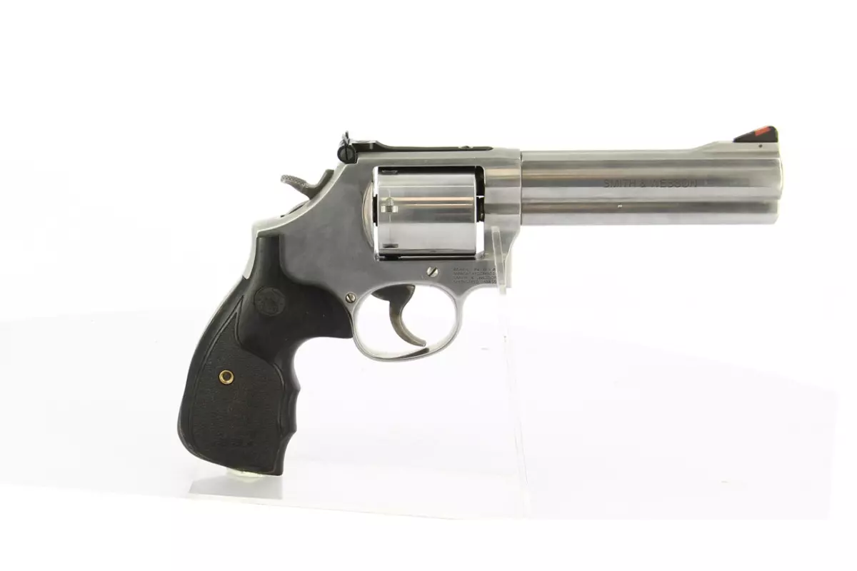 Revolver Smith & Wesson 686 canon 5'' .357magnum